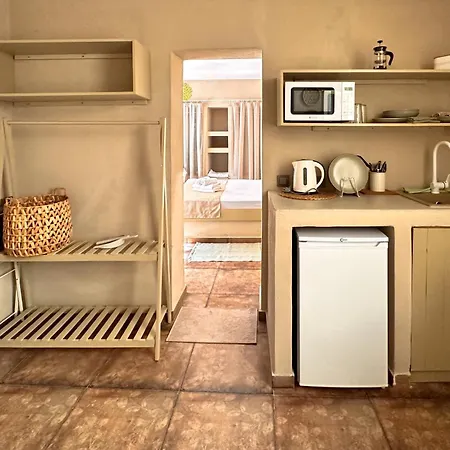 The Easy Terrace *